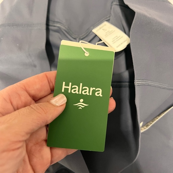 NWT Halara Seamless Flow High Waisted Ruched 7/8 Yoga Leggings large - Picture 14 of 15